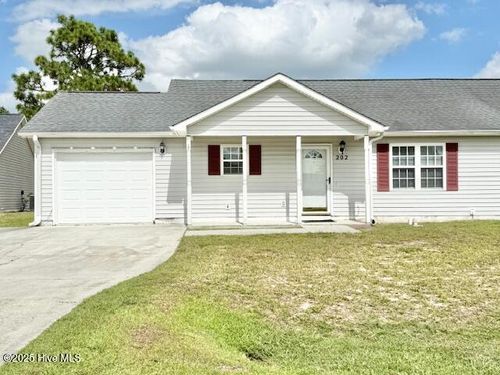 202 Faison Ln, Hubert, NC, 28539-4549 | Card Image