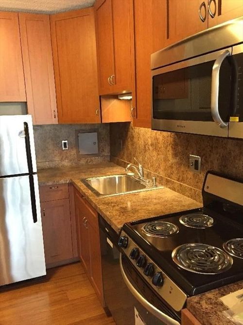 apt-238-200 Swanton St, Winchester, MA, 01890-4323 | Card Image