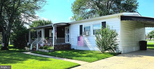 100-100 Country Ln, BUENA, NJ, 08310-1300 | Card Image