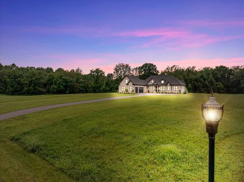 7182 Eagle Ridge Ln, Bowling Green, KY, 42103-7729 | Card Image