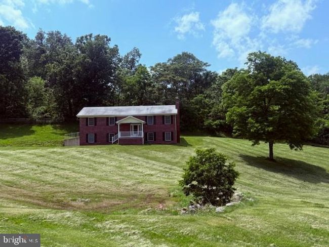 1205 Elm St, House other with 3 bedrooms, 2 bathrooms and null parking in FRONT ROYAL VA | Image 13