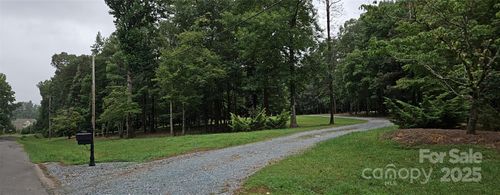 7822 Mccall Rd, Waxhaw, NC, 28173-8961 | Card Image