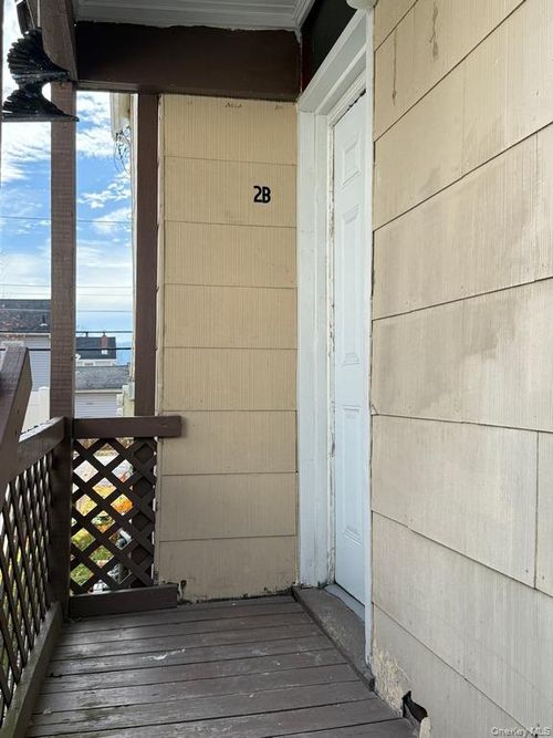 14 Glass St, Port Jervis, NY, 12771-1652 | Card Image