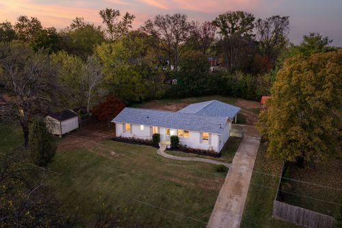 102 La Via Dr, Hendersonville, TN, 37075-4912 | Card Image