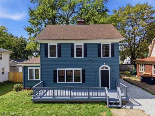 814 Crestview Ave, Akron, OH, 44320-1921 | Card Image