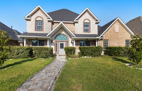 2324 Amesbury Dr, Mesquite, TX, 75150-5806 | Card Image