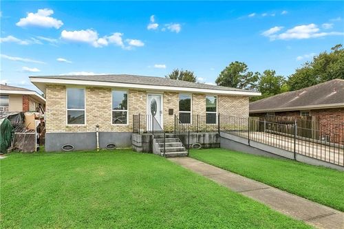 5220 Meadowdale St, Metairie, LA, 70006-3926 | Card Image