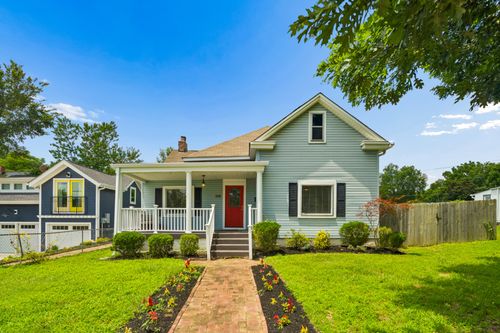 810 Porter Rd, Nashville, TN, 37206-1746 | Card Image