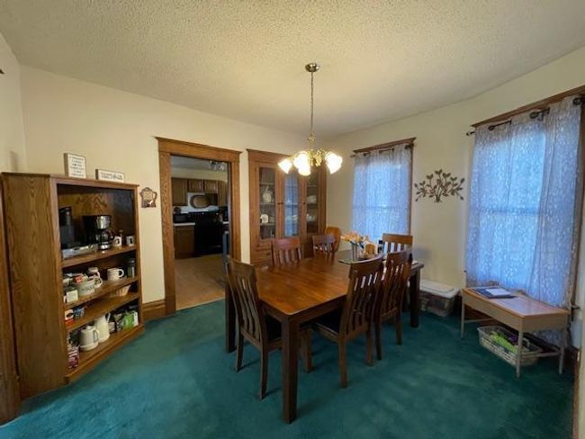 Formal dining room | Image 12