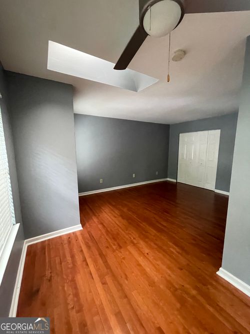 2213 Huntingdon Chase, Sandy Springs, GA, 30350-4979 | Card Image