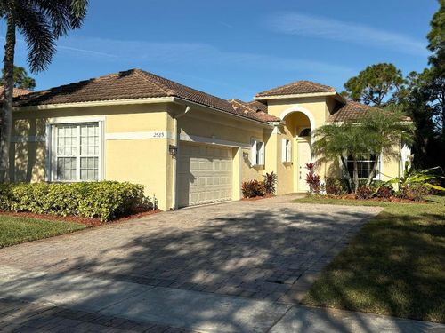 2585 Se Stonebriar Way, Stuart, FL, 34997-4763 | Card Image