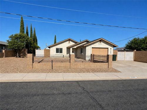 3329 Cypress St, Kingman, AZ, 86401-3815 | Card Image
