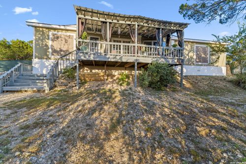 310 Sparkman Dr, Kerrville, TX, 78028-8617 | Card Image
