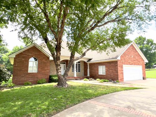 340 Rockmeadow Rd, Arkansas City, KS, 67005-8731 | Card Image