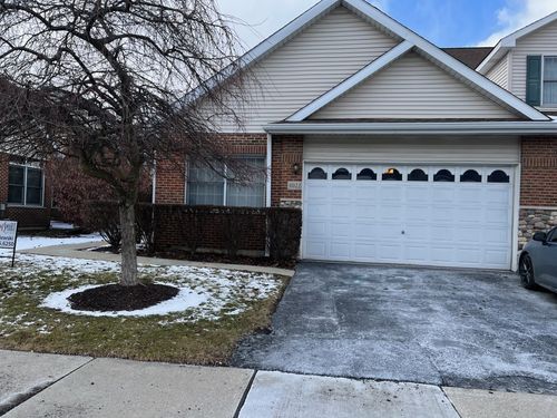 11022 Deblin Ln, Oak Lawn, IL, 60453-5063 | Card Image
