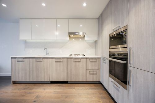 806-8155 Capstan Way, Richmond, BC, V6X0V3 | Card Image