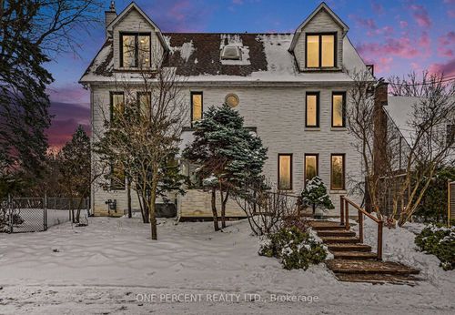 60 Pontiac St, Ottawa, ON, K1Y2K1 | Card Image