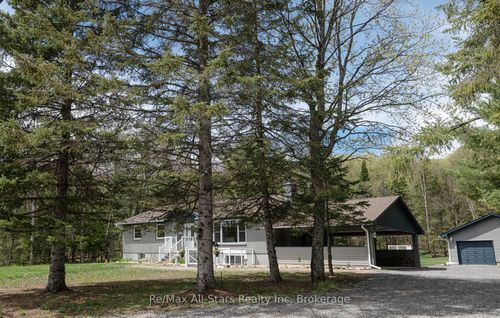2797 Highway 60 Highway, Lake of Bays, ON, P0A1H0 | Card Image