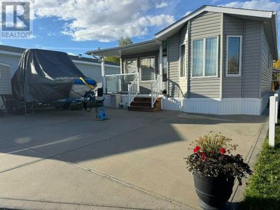 35468 30 Range Road, Home with 2 bedrooms, 1 bathrooms and 3 parking in Red Deer County AB | Image 3