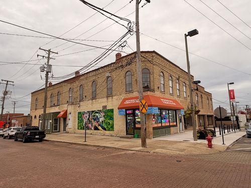 apt-3-226 N Benton St, Woodstock, IL, 60098-3209 | Card Image