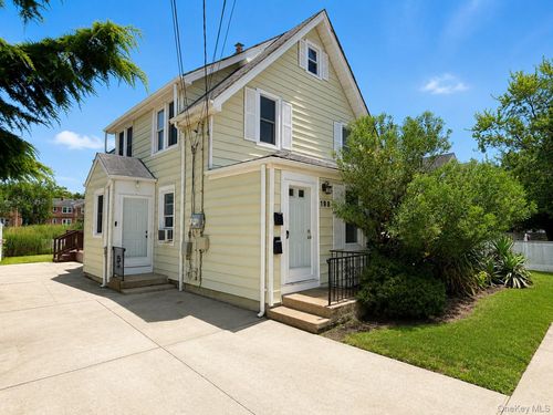199 Terrell Ave, Oceanside, NY, 11572-1124 | Card Image