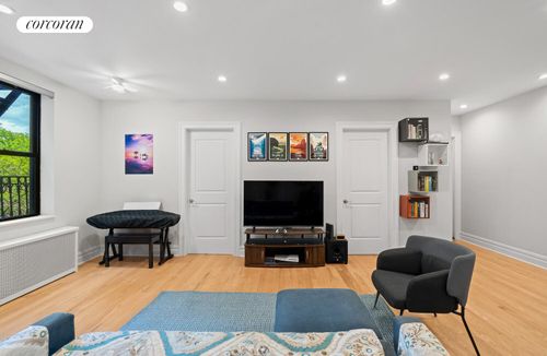 5d-109-20 Queens Blvd, Forest Hills, NY, 11375-5329 | Card Image