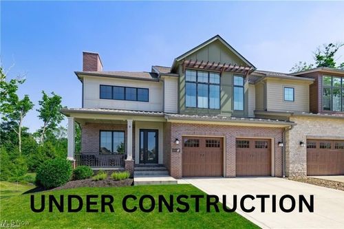 2405 Edgewood Trce, Pepper Pike, OH, 44124-4049 | Card Image