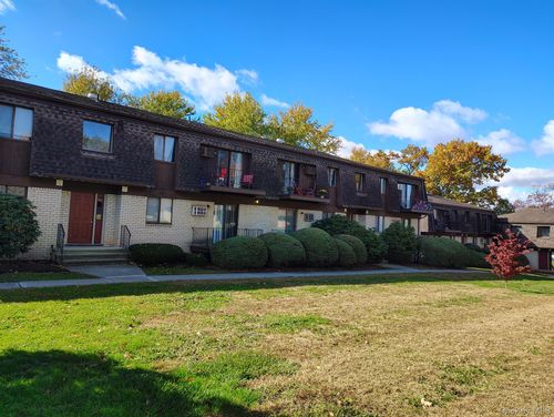 1601 Cherry Hill Dr, Poughkeepsie, NY, 12603-1765 | Card Image