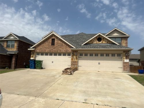 4918 Villas Dr, Sanger, TX, 76266-1528 | Card Image