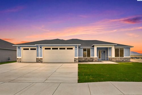 979 Thebes St, West Richland, WA, 99353-7507 | Card Image