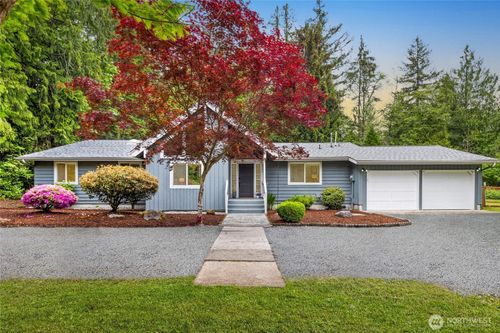 27318 Ne Union Hill Rd, Redmond, WA, 98053-8765 | Card Image