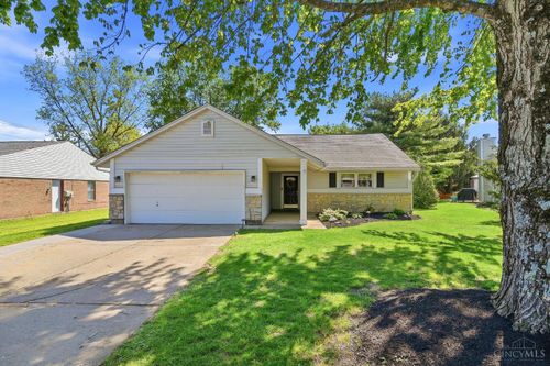 9262 White Pine Drive, Loveland, OH, 45140 | Card Image