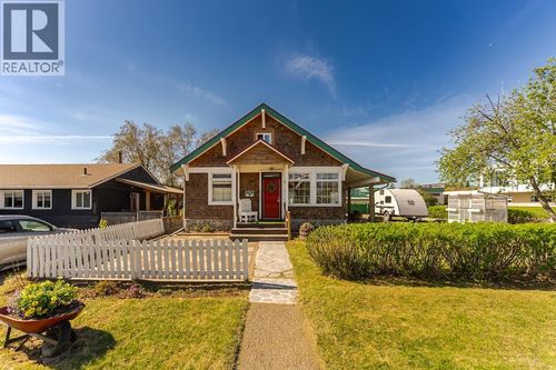 1787 7th Ave, Prince George, BC, V2L3P7 | Card Image