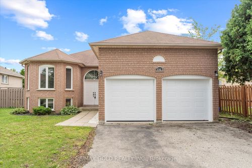 3163 Fletcher Cres, Windsor, ON, N9E4M8 | Card Image