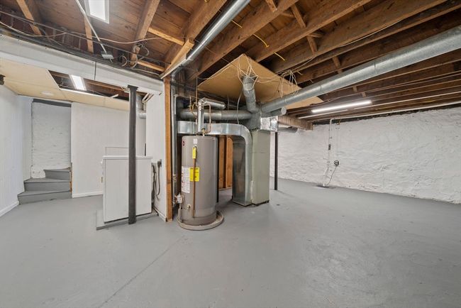 40 S Crescent Circuit, House other with 3 bedrooms, 2 bathrooms and 2 parking in Boston MA | Image 29