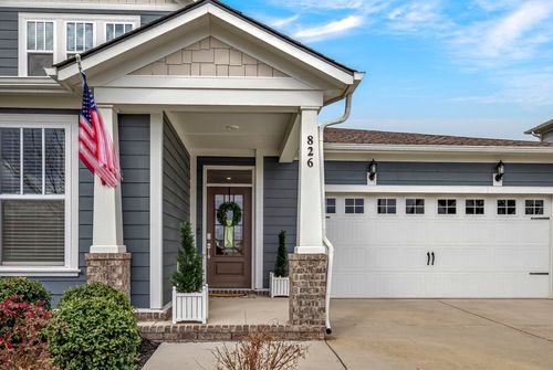 826 Ewell Farm Dr, Spring Hill, TN, 37174-1588 | Card Image