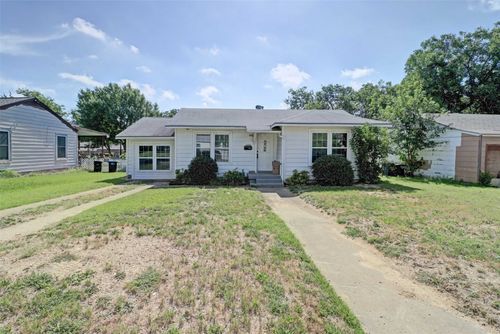4709 Marks Pl, Fort Worth, TX, 76116-8756 | Card Image