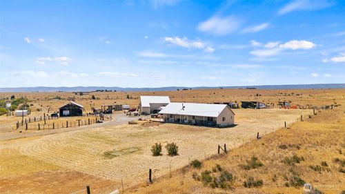 6442 Ellensburg Ranches Rd, Ellensburg, WA, 98926-6555 | Card Image