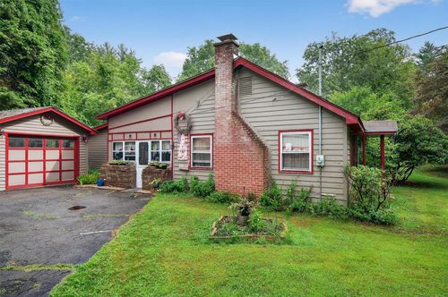 33 Fourth St, Godeffroy, NY, 12729-2152 | Card Image