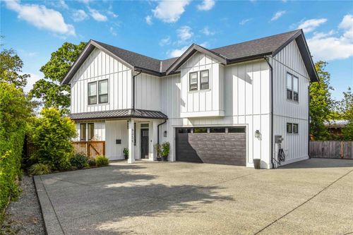 9356 E Saanich Rd, North Saanich, BC, V8L1H9 | Card Image