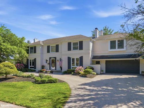 643 Lochmoor Blvd, Grosse Pointe Woods, MI, 48236-1751 | Card Image