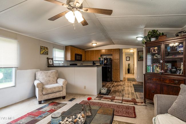 97 Davis Ln, House other with 3 bedrooms, 2 bathrooms and null parking in Chuckey TN | Image 4