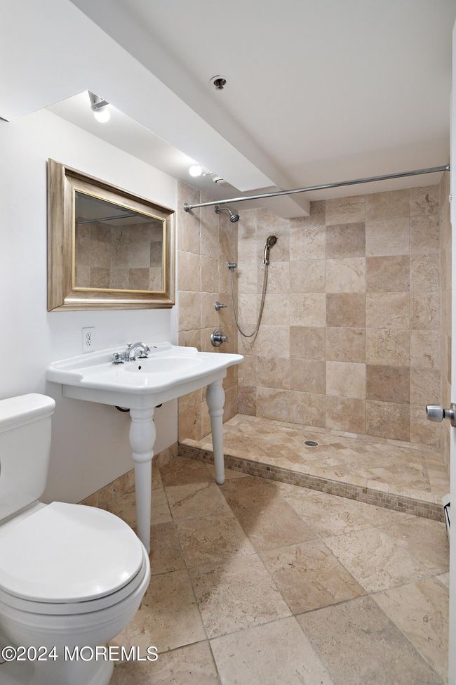 501 - 1115 Willow Ave, Condo with 3 bedrooms, 3 bathrooms and null parking in Hoboken NJ | Image 29