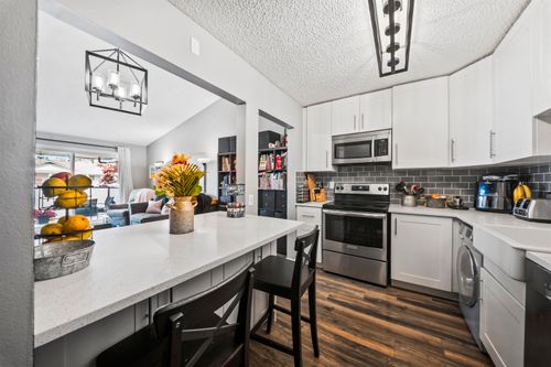 317-33400 Bourquin Pl, Abbotsford, BC, V2S5G3 | Card Image