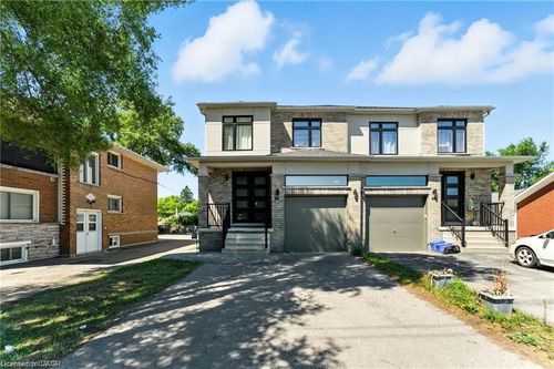 upper-46 Franklin St S, Kitchener, ON, N2C1R4 | Card Image