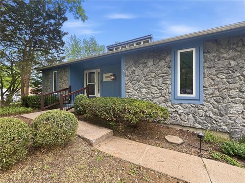 1208 Sw 23rd St, Blue Springs, MO, 64015-4740 | Card Image