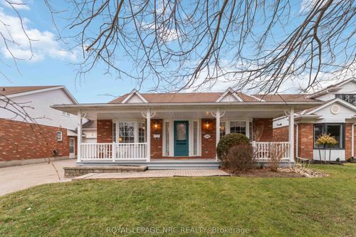 3480 Frederick Ave, Vineland, ON, L0R2C0 | Card Image