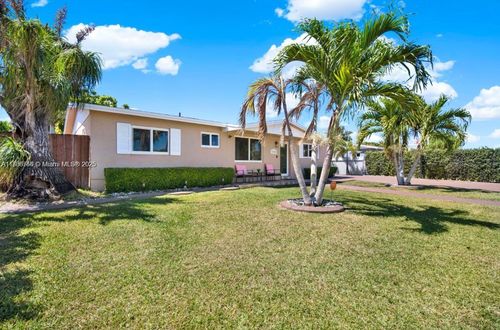 30328 Sw 158th Pl, Homestead, FL, 33033-3410 | Card Image