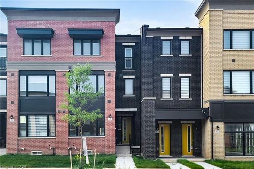 6 Marvin Ave, Oakville, ON, L6H0Z8 | Card Image