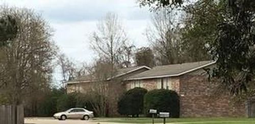 18609 Greenwell Springs Rd, Greenwell Springs, LA, 70739-4817 | Card Image